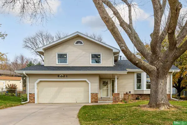 6021 S 109th Avenue Circle, Omaha, NE 68137