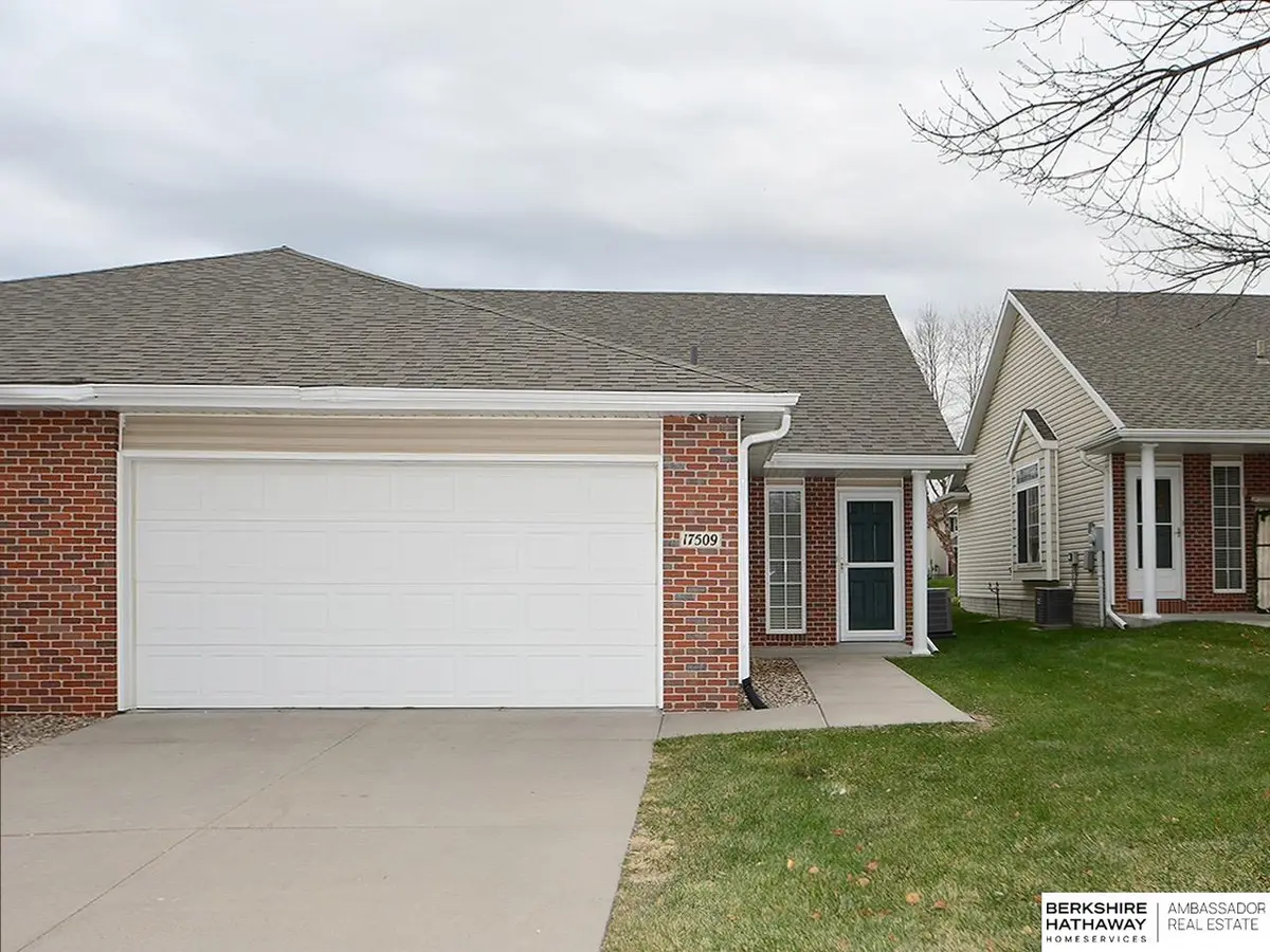 17509 Parker Plaza, Omaha, NE 68118 - Image #1