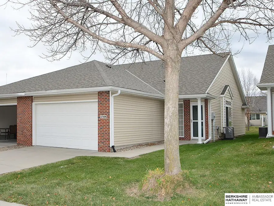 17509 Parker Plaza, Omaha, NE 68118 - Image #2