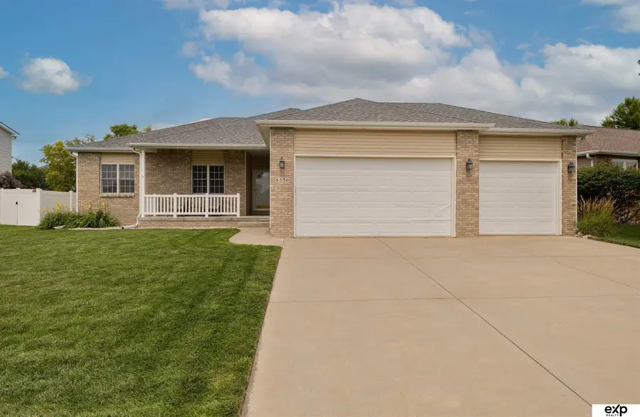 6530 Blackstone Road, Lincoln, NE 68526 - Image #2