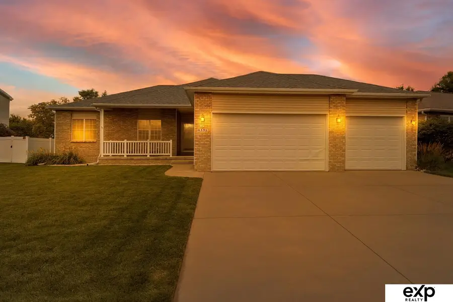 6530 Blackstone Road, Lincoln, NE 68526 - Image #3