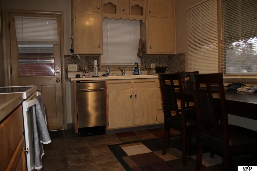 1010 S 39 Street S, Lincoln, NE 68510 - Image #3