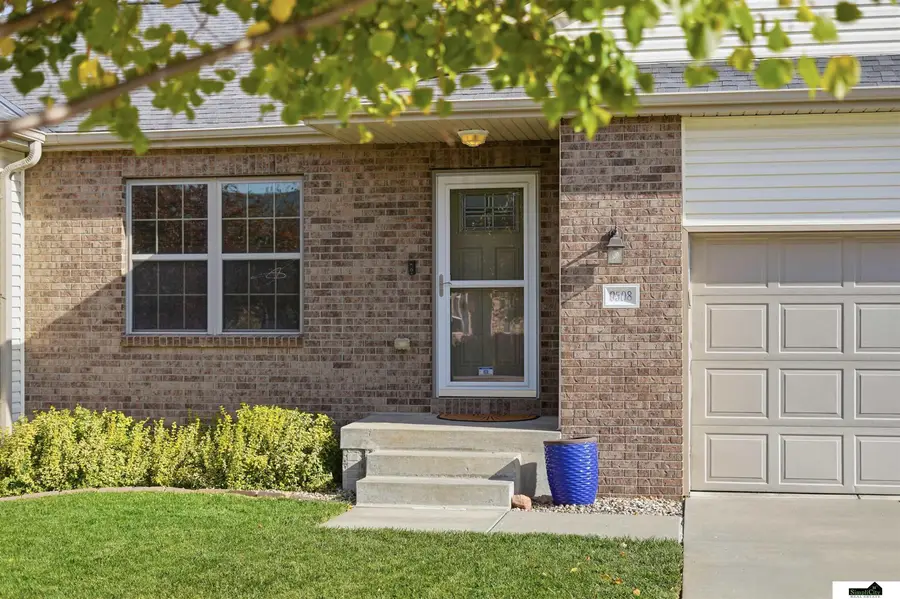 9508 Mortensen Court, Lincoln, NE 68526 - Image #3