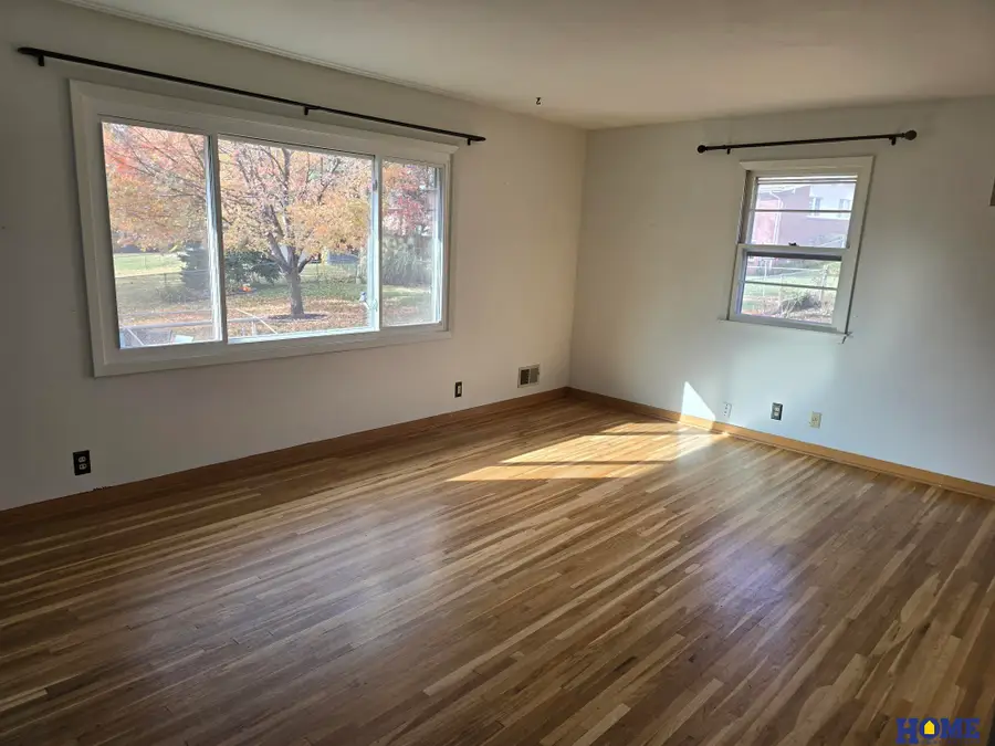 529 Skyway Road, Lincoln, NE 68505 - Image #2