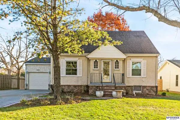 1015 N 83rd Street, Omaha, NE 68114