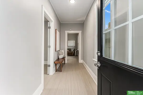 5239 S 21st Street, Omaha, NE 68107