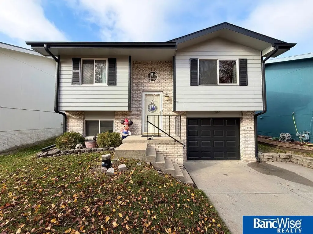 1947 NW 54th Street, Lincoln, NE 68528 - Image #1