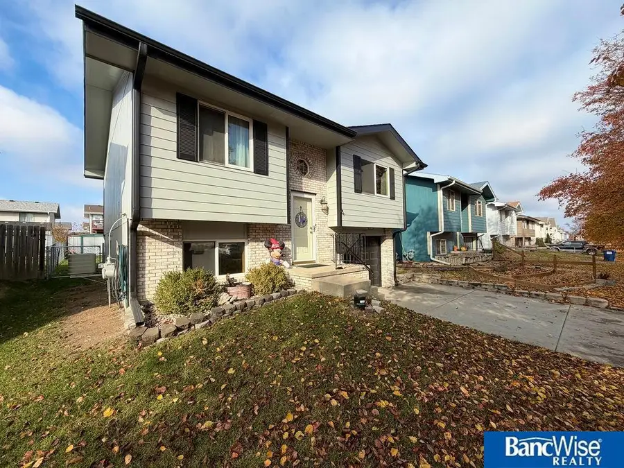 1947 NW 54th Street, Lincoln, NE 68528 - Image #3