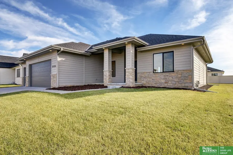21155 Hartman Avenue, Elkhorn, NE 68022 - Image #2
