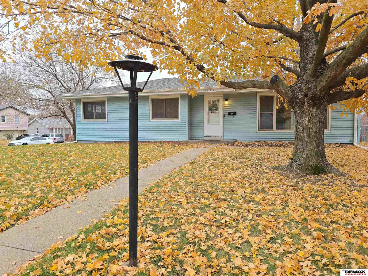 6155 Ogden Street, Omaha, NE 68104 - Image #1