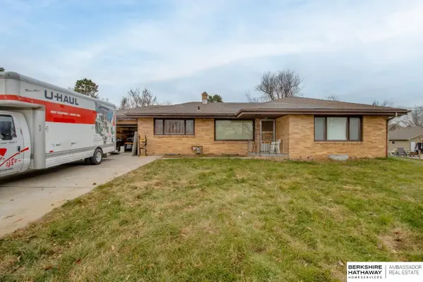 11521 N Post Road, Omaha, NE 68112