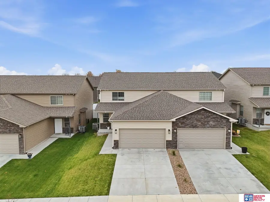 5018 W Hillsboro Drive, Lincoln, NE 68528 - Image #3