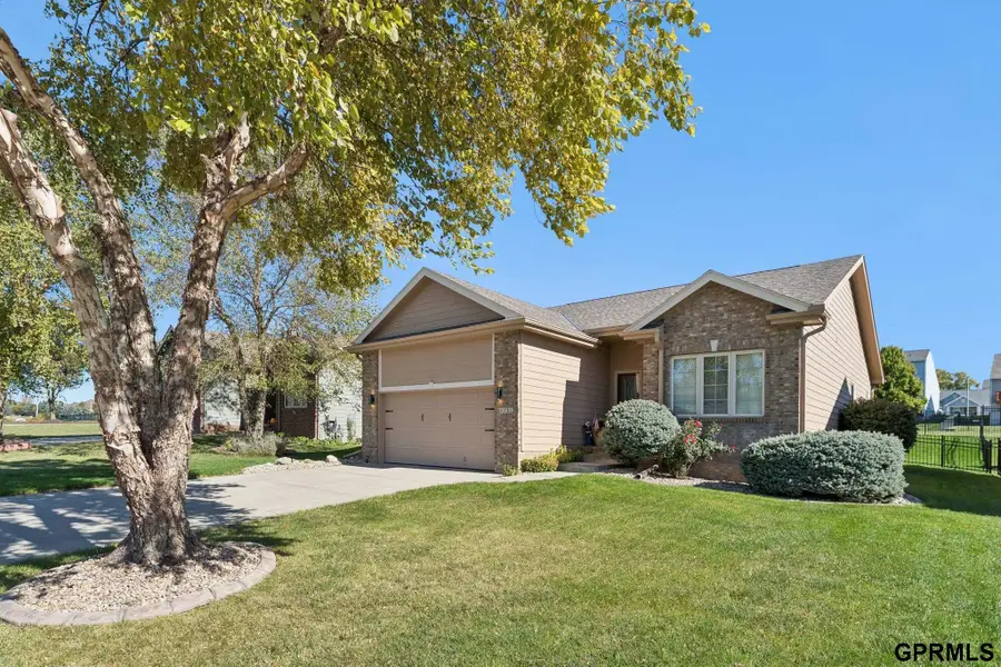 2221 Placid Lake Drive, Papillion, NE 68046 - Image #3