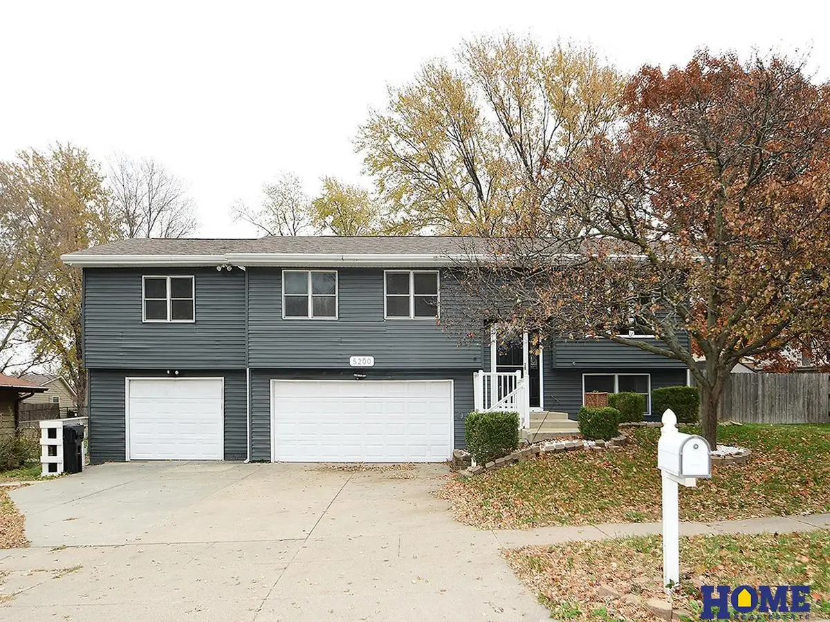 5200 Tipperary Trail, Lincoln, NE 68512 - Image #1