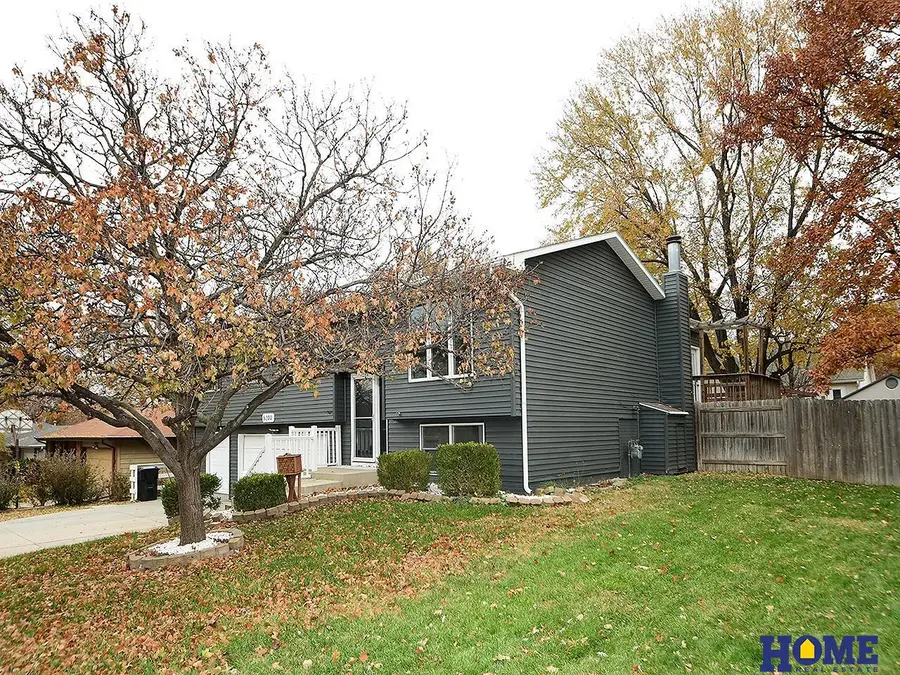 5200 Tipperary Trail, Lincoln, NE 68512 - Image #2