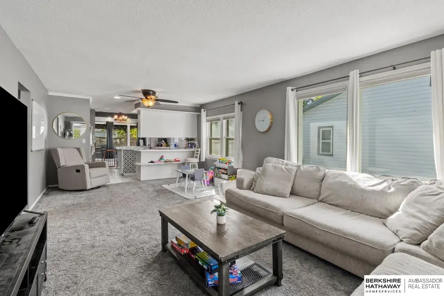 209 W Gardiner Street, Valley, NE 68064 - Image #3