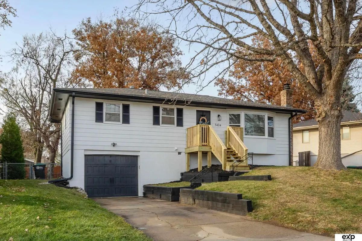 5424 S 107th Street, Omaha, NE 68127 - Image #1