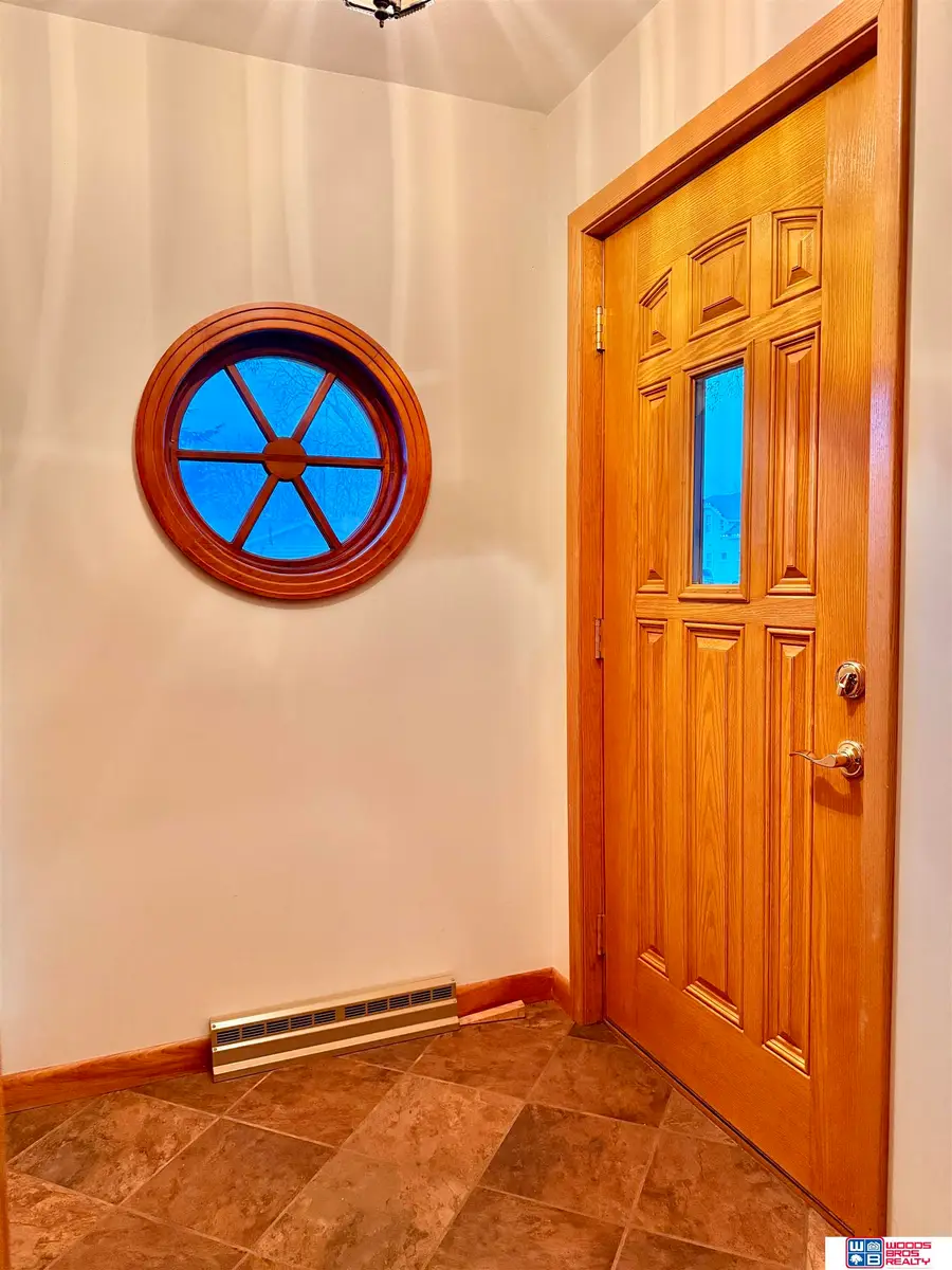 1127 N 5th Street, Seward, NE 68434 - Image #3