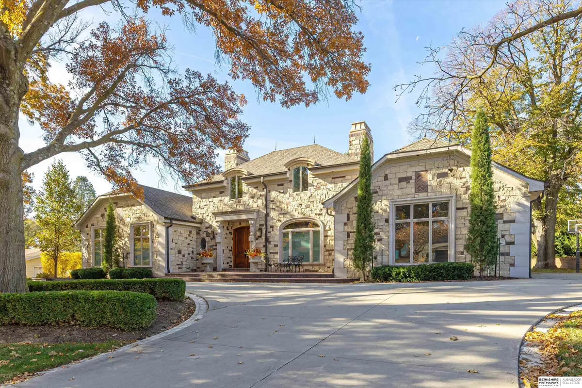 306 S 93rd Avenue, Omaha, NE 68114 - Image #1