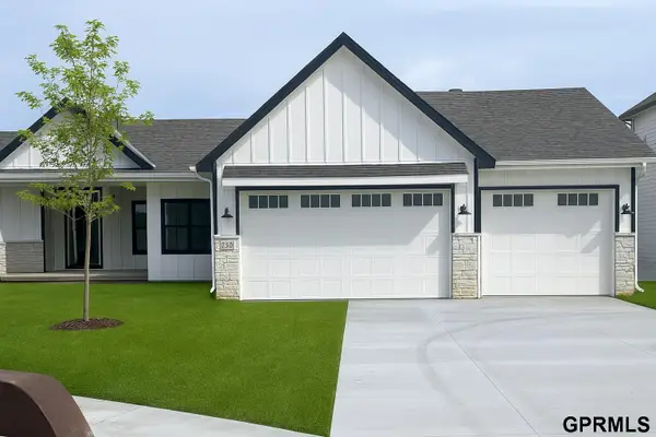 11363 N 170 Street, Bennington, NE 68007