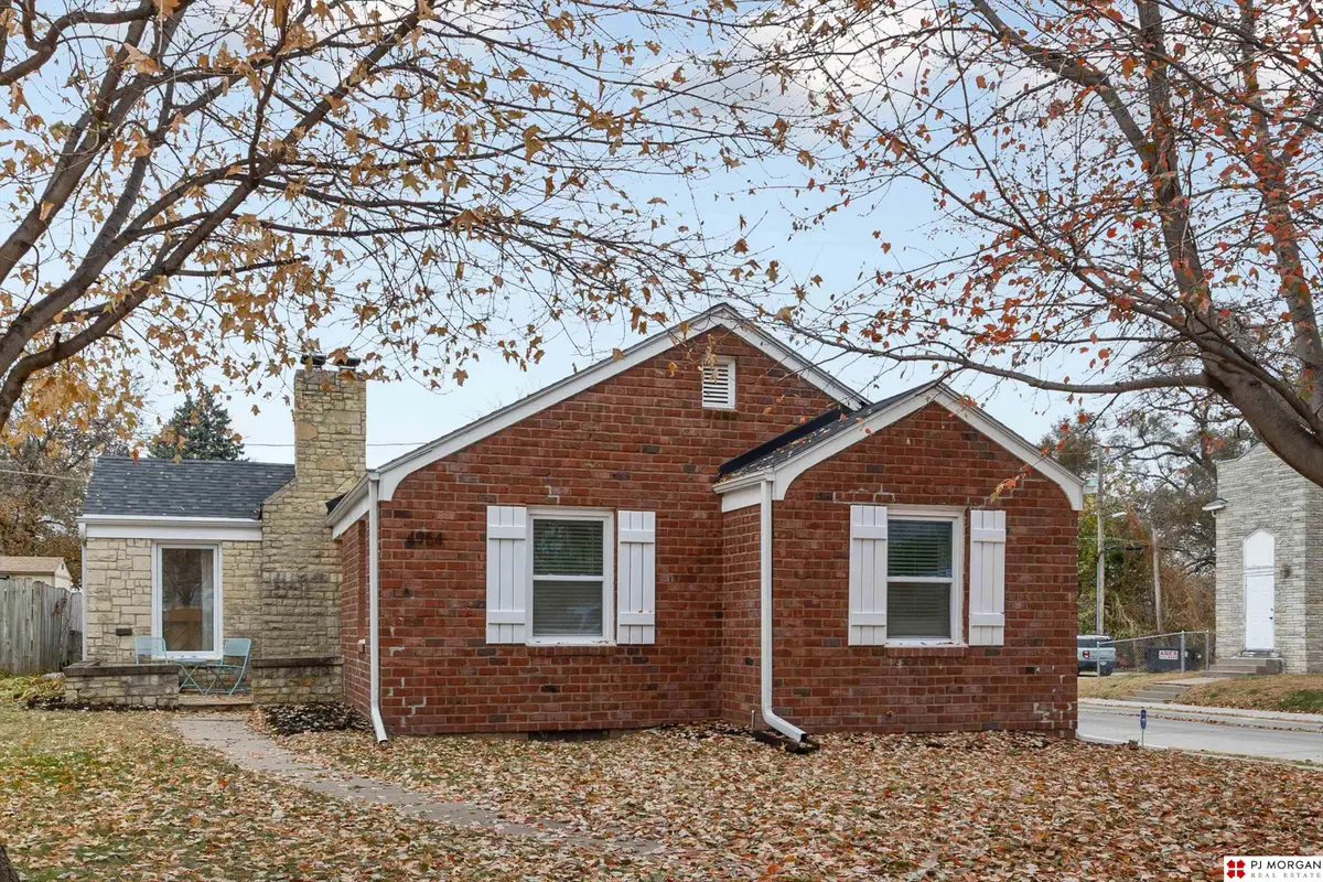 4954 Ohio Street, Omaha, NE 68104 - Image #1