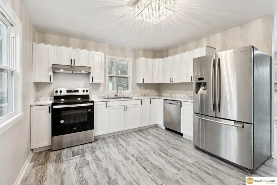 6905 Laurel Avenue, Omaha, NE 68104 - Image #3