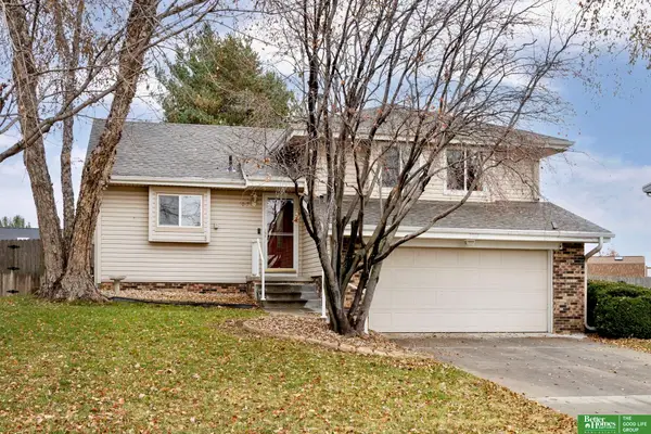 7017 Michelle Avenue, La Vista, NE 68128