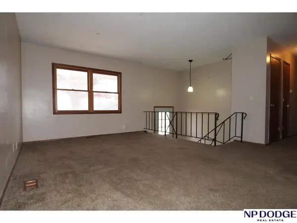 13459 Spring Street, Omaha, NE 68144-3507