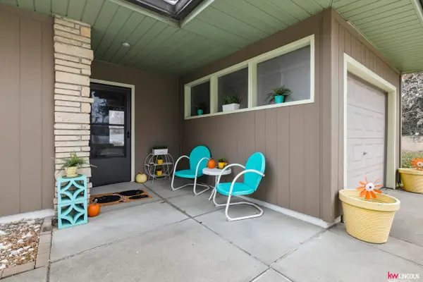 4330 Sumner Street, Lincoln, NE 68506