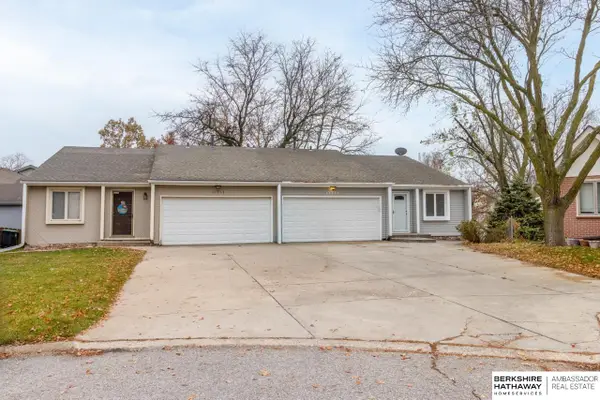 11713 Sprague Circle, Omaha, NE 68164
