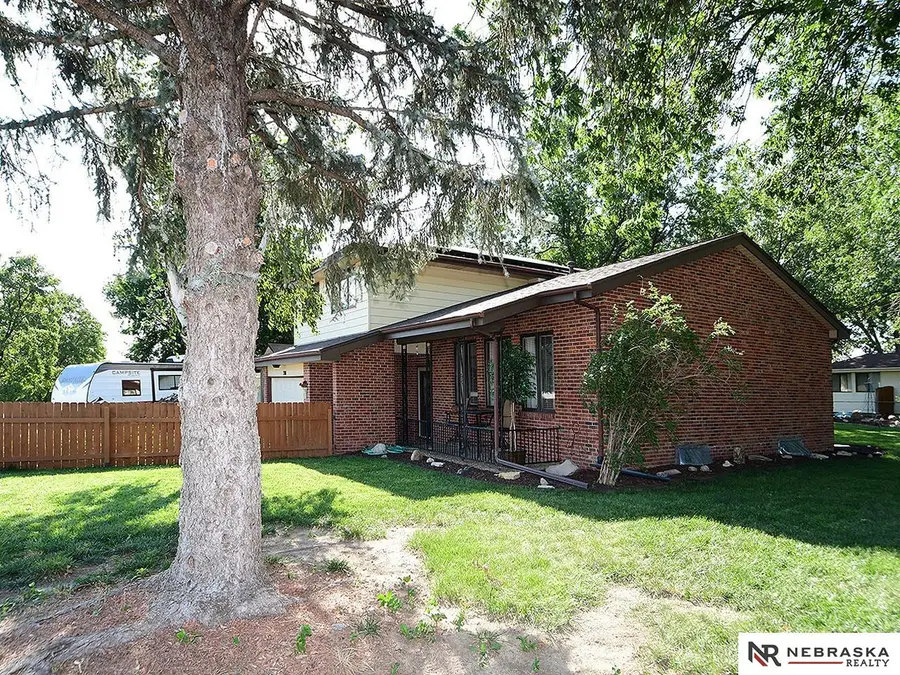 2301 Dodge Street, Lincoln, NE 68521 - Image #2