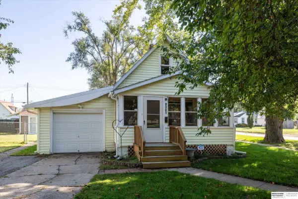 8301 N 28 Avenue, Omaha, NE 68112