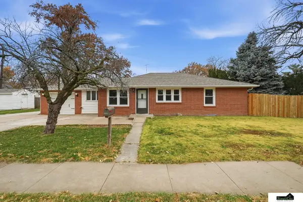 1505 S 40th Street, Lincoln, NE 68506