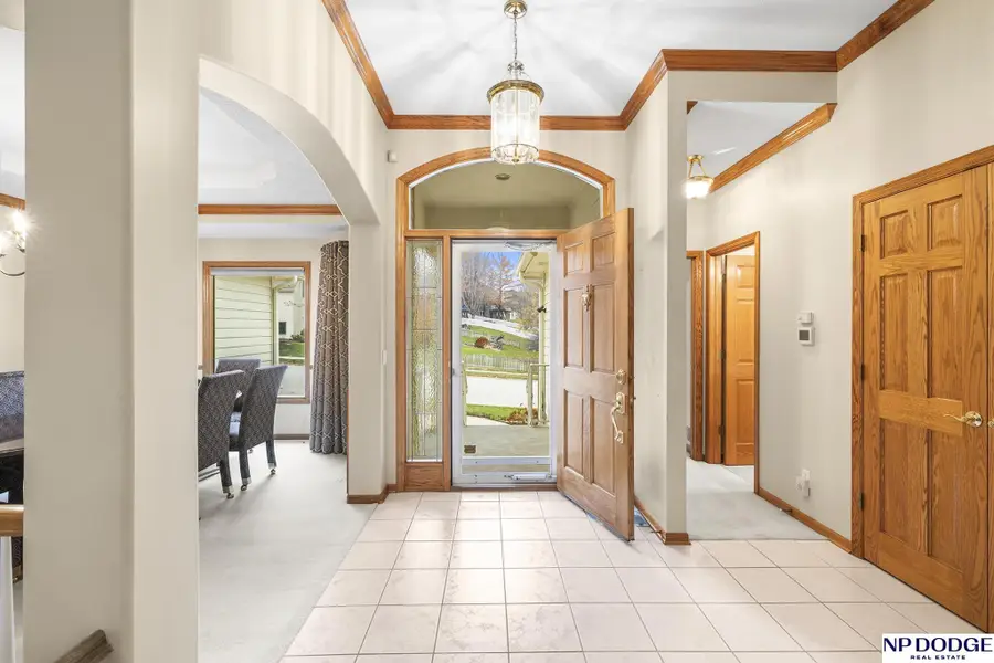 12523 Eagle Run Drive, Omaha, NE 68164 - Image #3