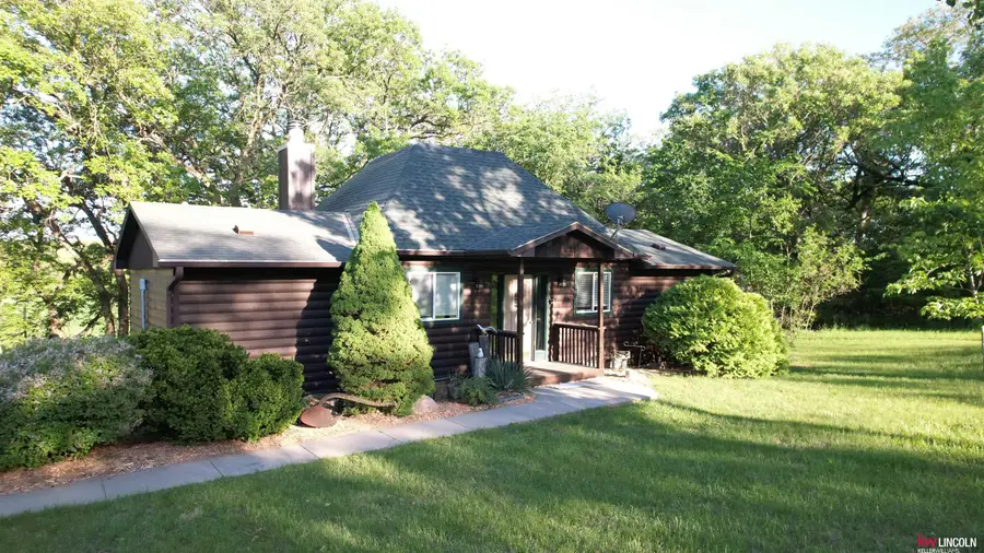 72396 611 Avenue, Crab Orchard, NE 68332 - Image #2