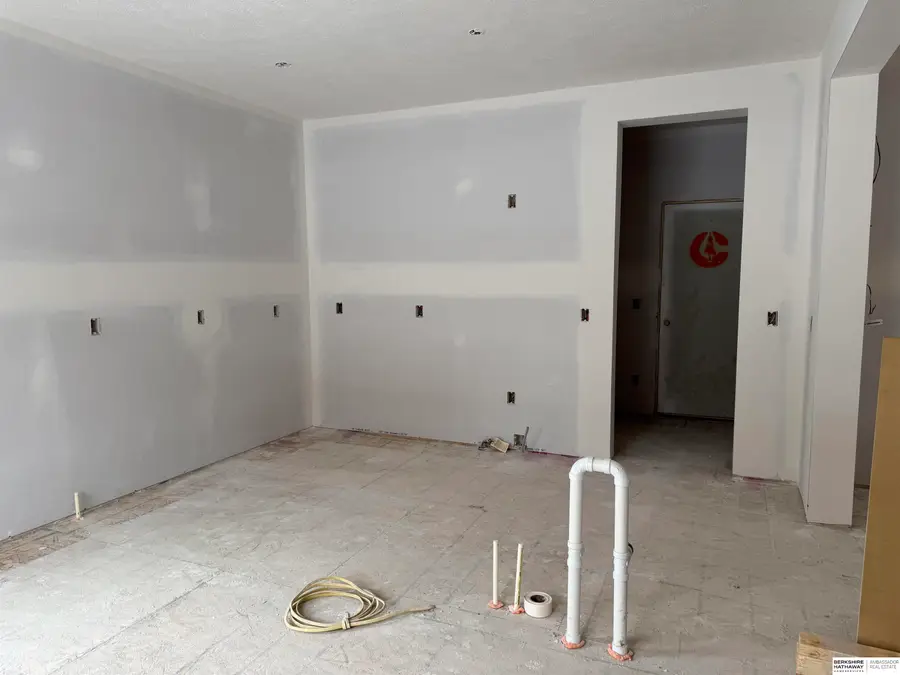 7813 N 116th Avenue, Omaha, NE 68142 - Image #3