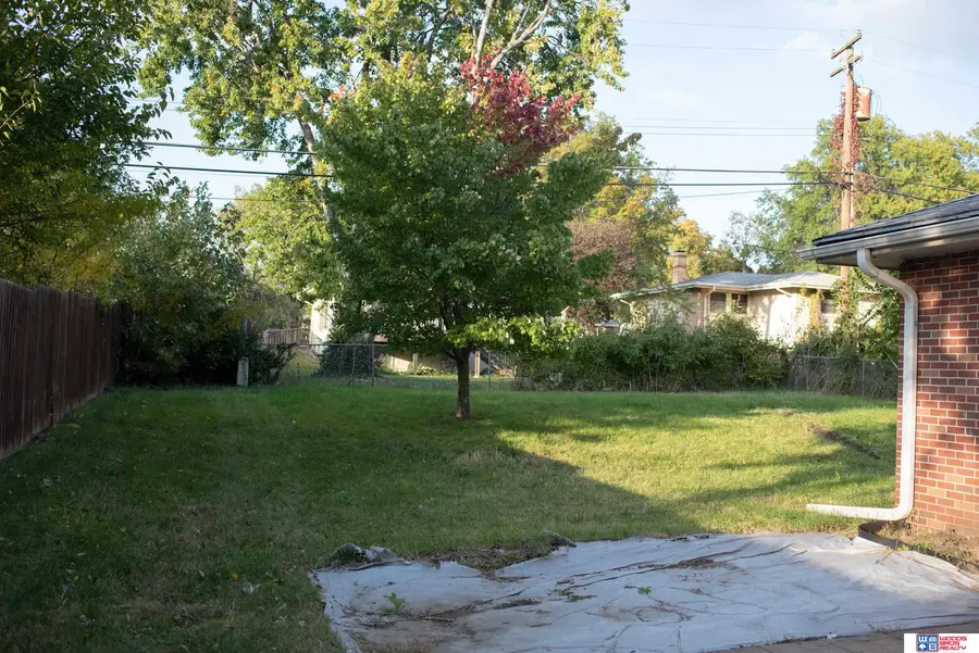 1409 Meadow Dale Drive, Lincoln, NE 68505 - Image #2