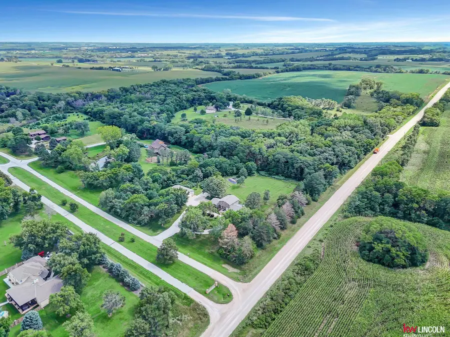 2601 W Ridgewood Boulevard, Lincoln, NE 68523 - Image #2