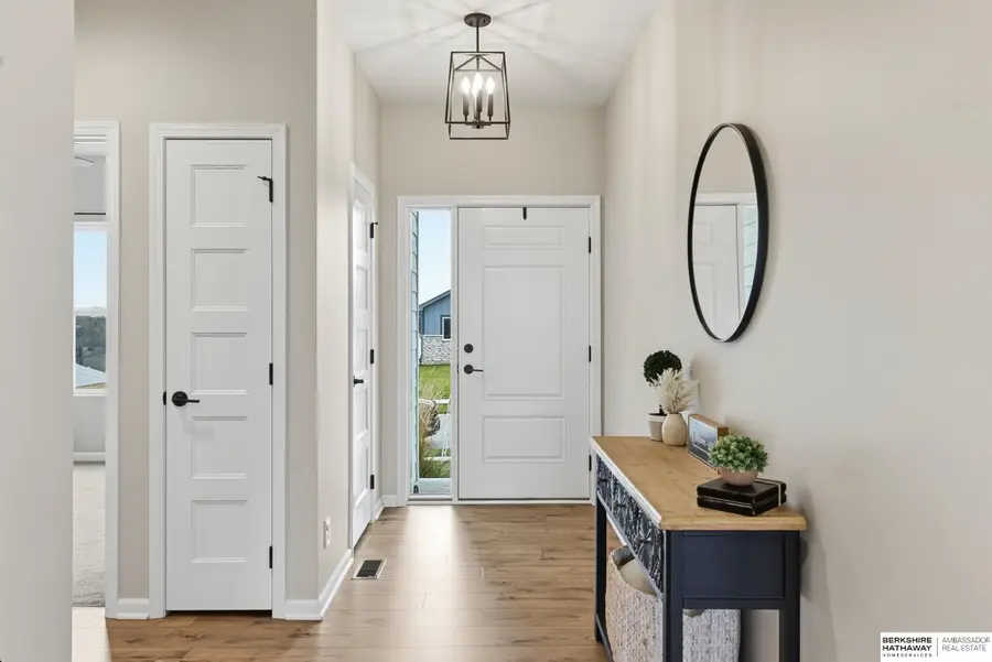 8014 N 167th Avenue, Bennington, NE 68007 - Image #3