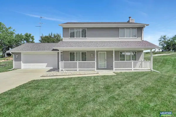 20216 N Shore Drive, Eagle, NE 68430