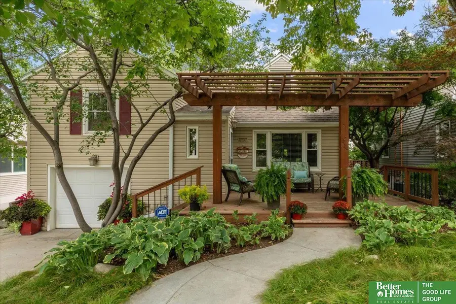 6020 Hickory Street, Omaha, NE 68106 - Image #2