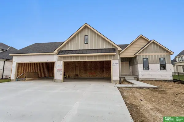 3308 S 206th Street, Elkhorn, NE 68022