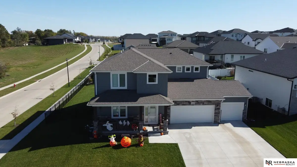 1040 N 104th Street, Lincoln, NE 68527 - Image #1
