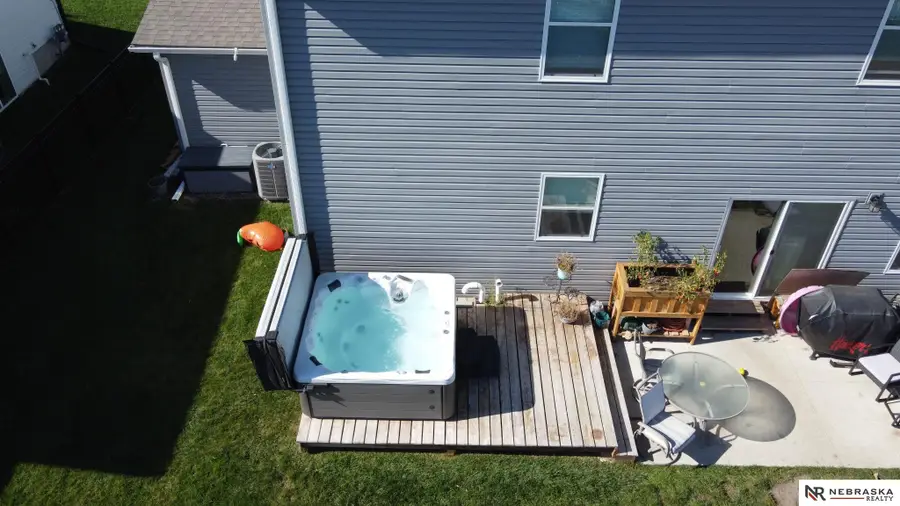 1040 N 104th Street, Lincoln, NE 68527 - Image #2