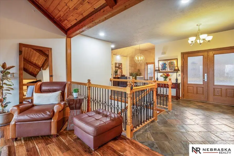 10955 N 58th Plaza, Omaha, NE 68152 - Image #3