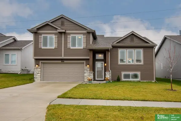 16929 Nebraska Avenue, Omaha, NE 68116