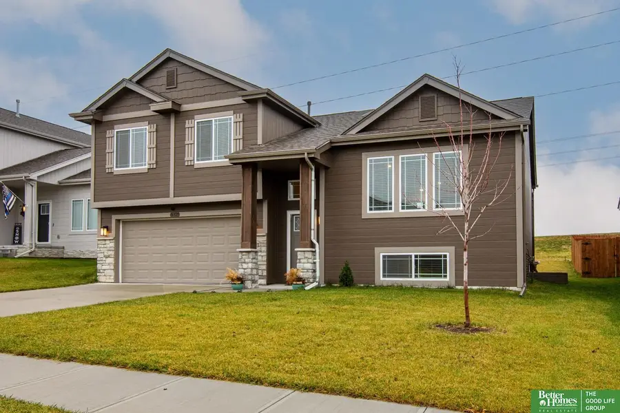 16929 Nebraska Avenue, Omaha, NE 68116 - Image #2