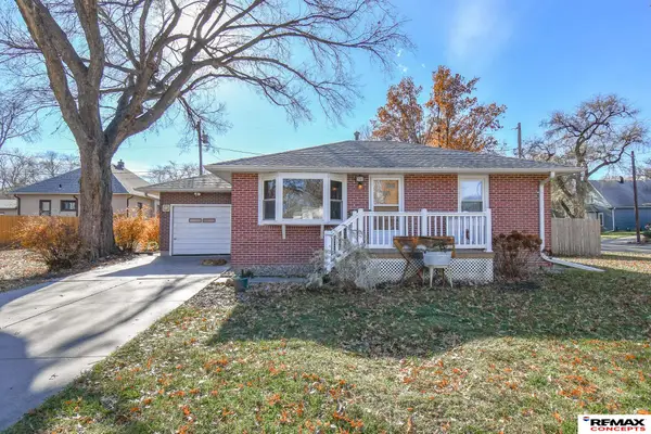 5401 Gladstone Street, Lincoln, NE 68504