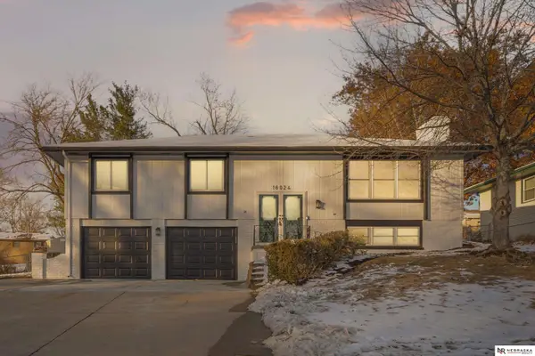 16024 Wood Drive, Omaha, NE 68130