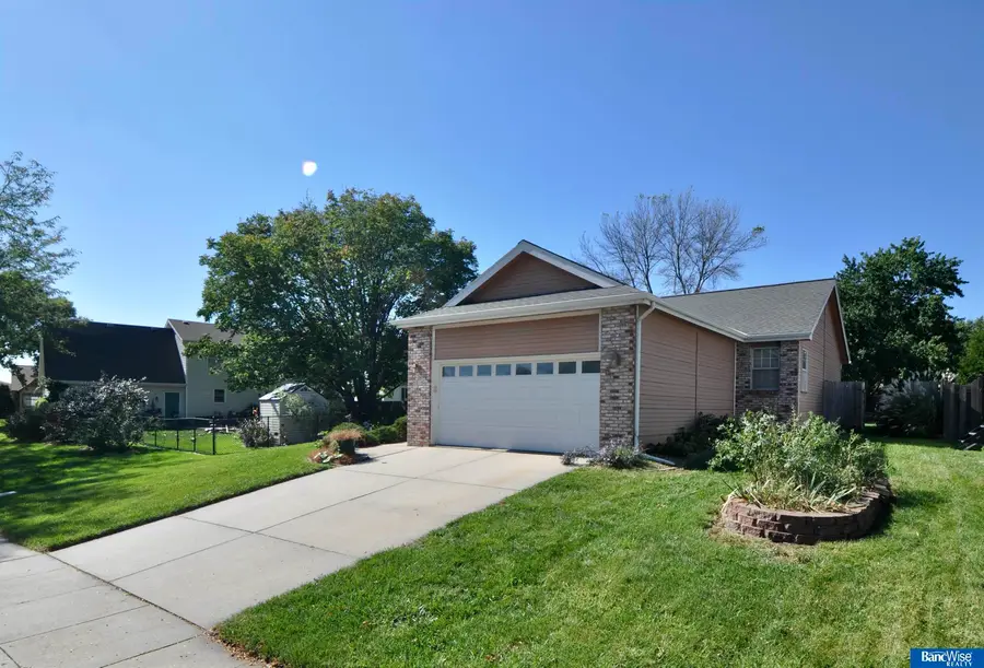 5015 NW 7th Street, Lincoln, NE 68521 - Image #2